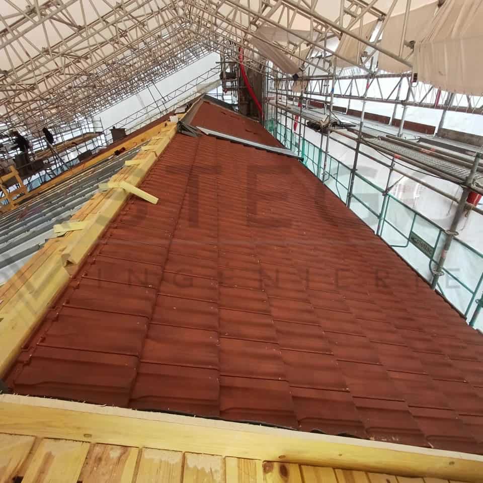 Suivi de chantier du lycée Edgar Quinet : avancement des travaux de réfection d’une toiture